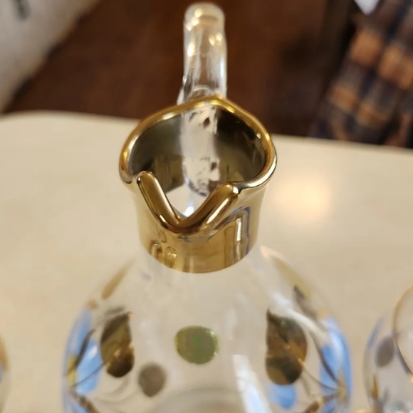 Vtg Romanian Decanter Set Hand-Painted 6 Blue Floral Wine Glasses Gold Overlay - Picture 7 of 14